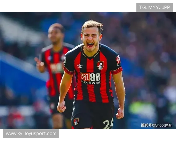 伯恩茅斯抓住防线空当得分